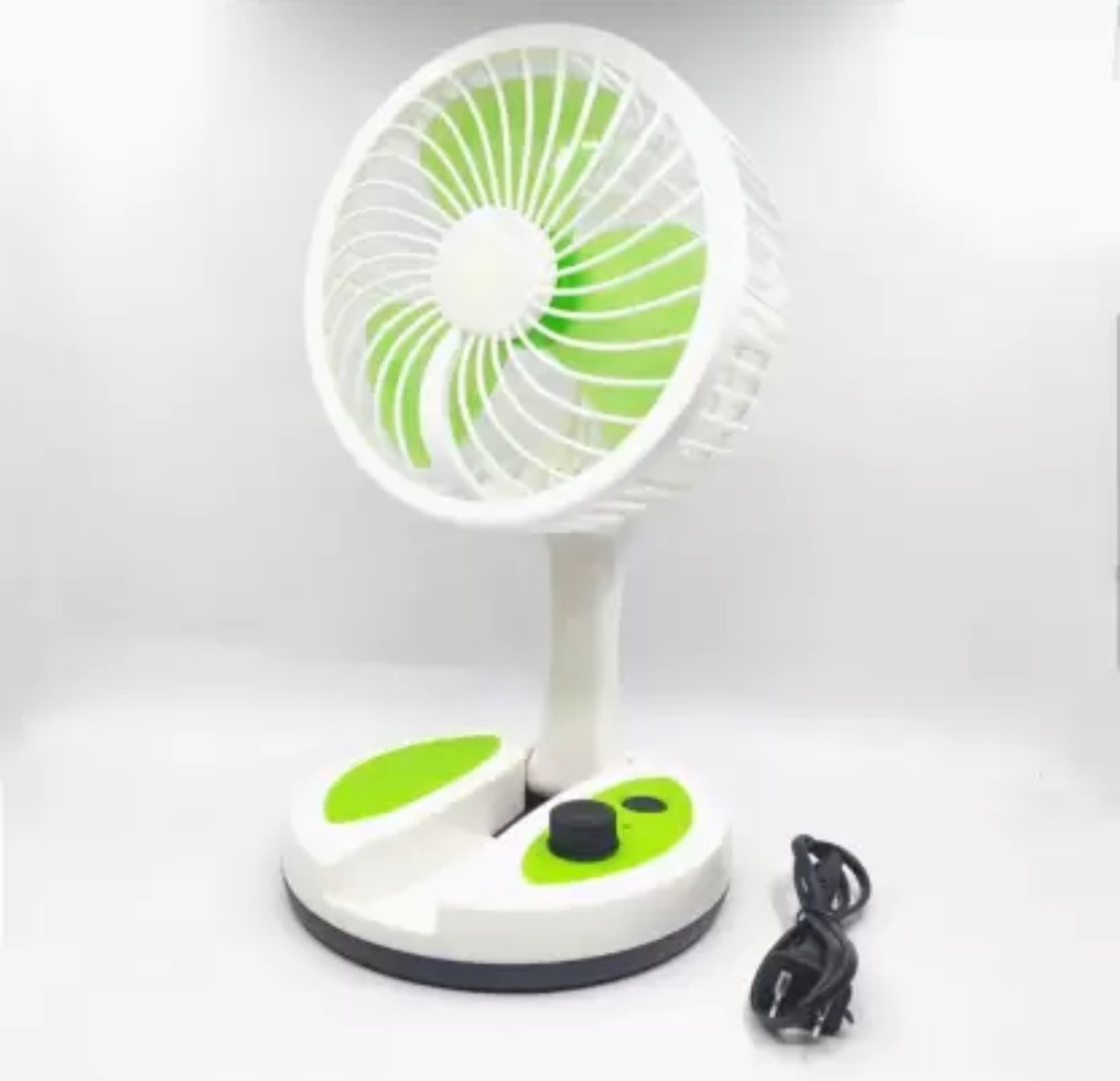 Ventilador Lámpara Portátil 2 En 1 Recargable A 220v - Imagen 4
